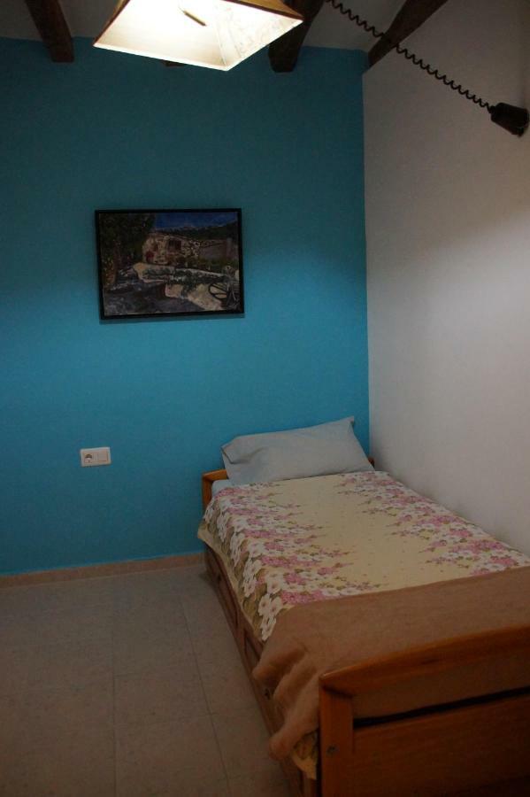 Apartment Cal Viola Torroja Bagian luar foto