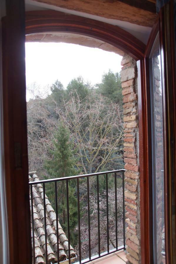 Apartment Cal Viola Torroja Bagian luar foto