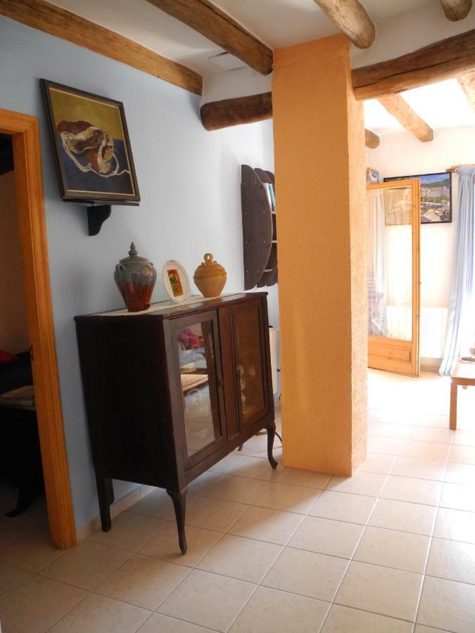 Apartment Cal Viola Torroja Bagian luar foto