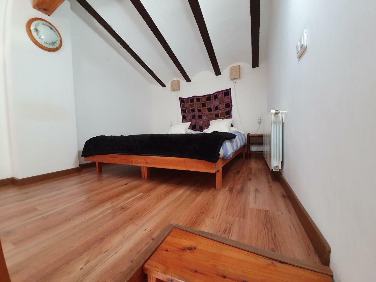 Apartment Cal Viola Torroja Bagian luar foto